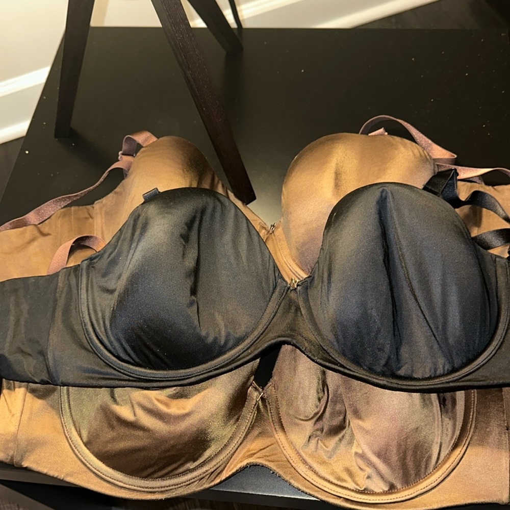 3 fenty bras size 38DDD OLD FAIR CONDITION